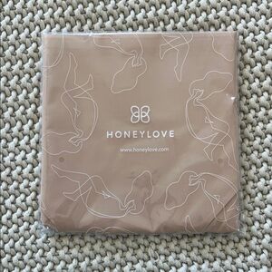 Honeylove CrossOver Brief in Sand